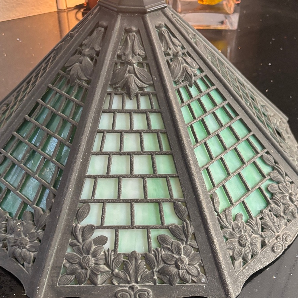 Beautiful Antique Lamp Shade - Picture 9 of 9